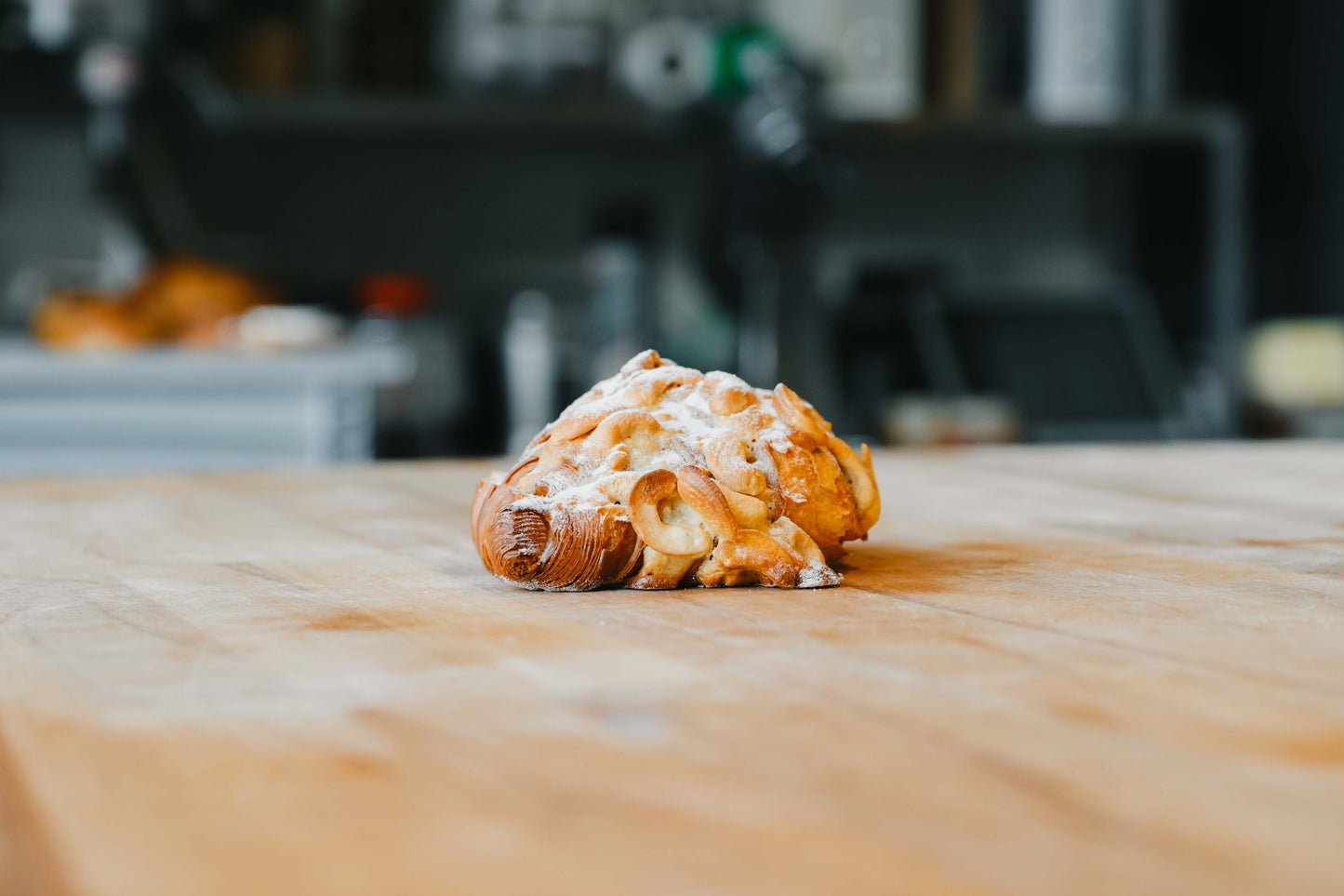Cashew croissant
